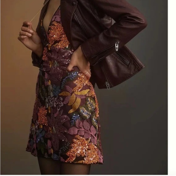 ⭐️ Sequined Embroidered Mini Floral Chic Glam Party Vaca Elegant Classy Dress - Picture 5 of 6